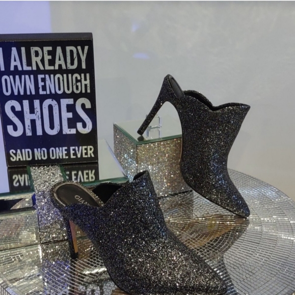 Gianni Bini High Heel Sparkly Silver glitter mules shoes Rhinestone Cinderella 6 - Picture 1 of 3